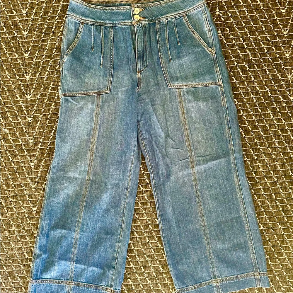 Pilcro by Anthropologie Wide Leg Cropped Jeans- size 30 - Picture 8 of 9